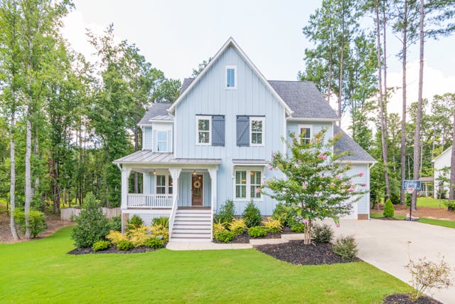 Revitalizing a Home’s Exterior with Lasting Elegance